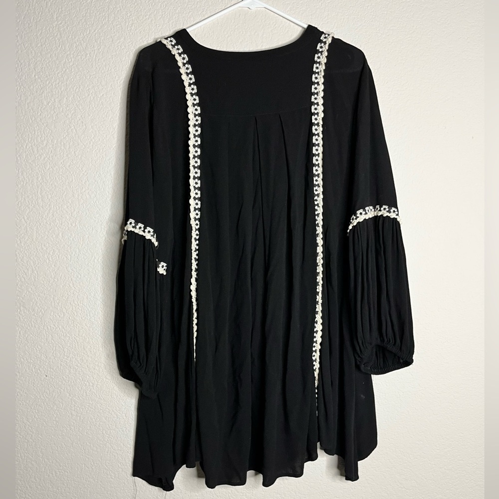 SOLD🚨🚨🚨🚨 Ivy Jane black boho medium top/dress - Picture 2 of 4